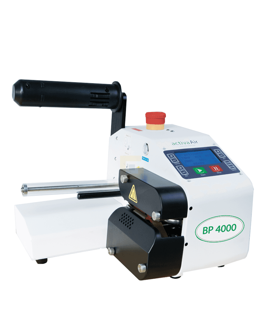 De ActivaAir Luchtkussenmachine BP4000 Basic: een compacte, gebruiksvriendelijke machine voor het produceren van hoogwaardige luchtkussenzakjes ter plaatse. Optimaliseer uw verpakkingsproces en bescherm uw producten tijdens verzending.