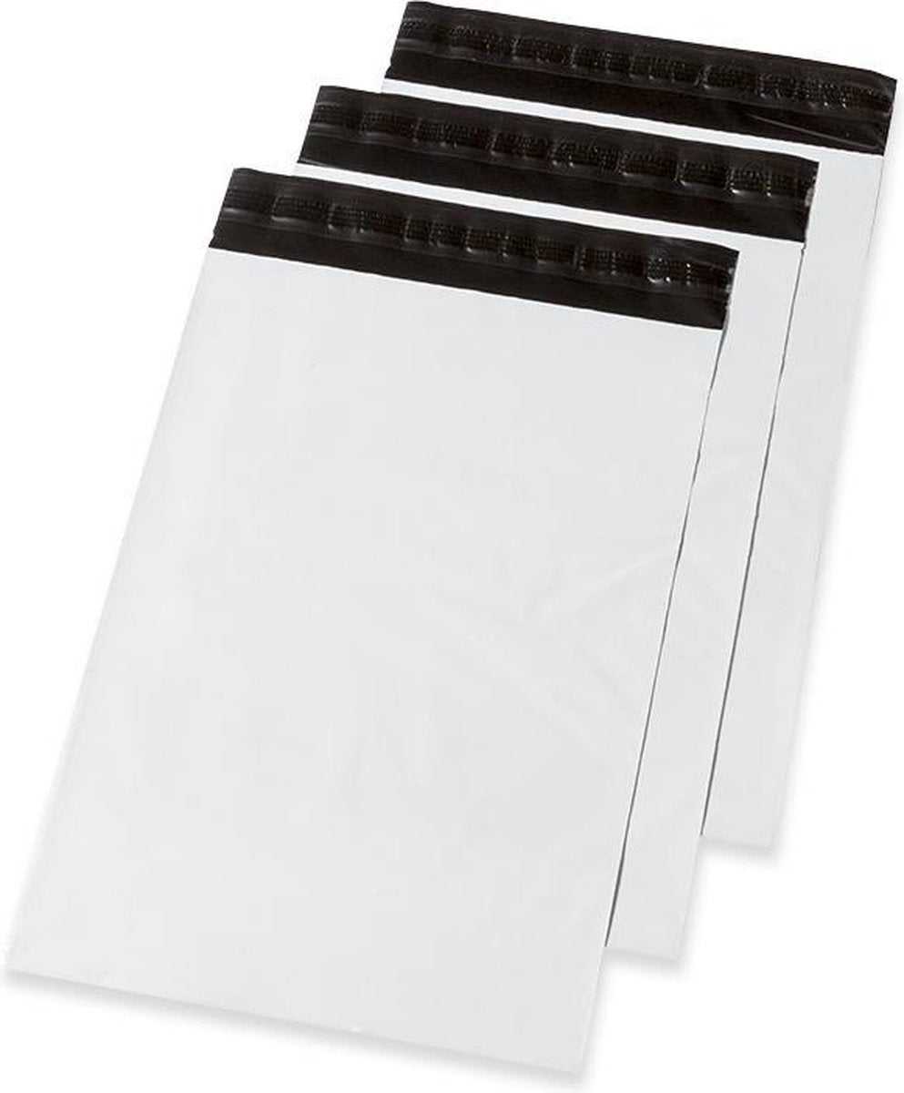 Witte CoEx LDPE verzendzakken 260x350mm met plakstrip, ideale pakket verzendzakken voor diverse webshopartikelen.