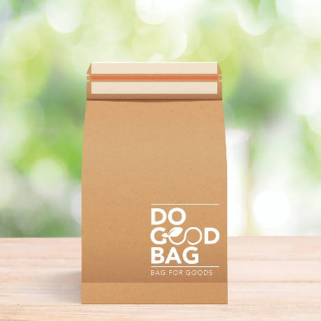 De Do Goog Bag: een milieuvriendelijke verzendzak gemaakt van gerecycled papier, met een natuurlijke uitstraling en een alternatief voor plastic verpakkingen.