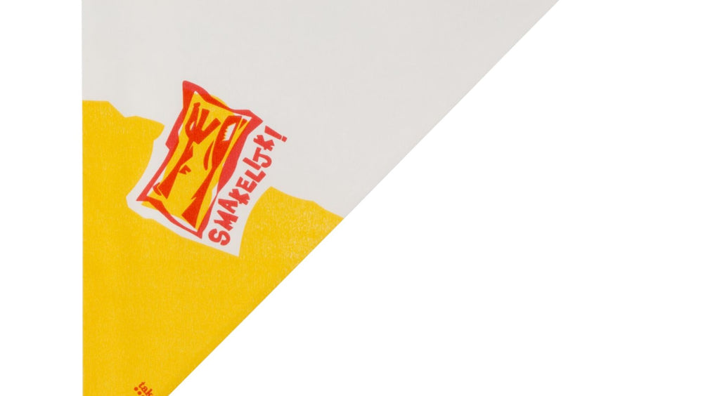 Papieren frietzak K17 met geel-witte print en 'Smakelijk' tekst